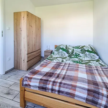 1 Bedroom Cozy In Prázdninový dům *